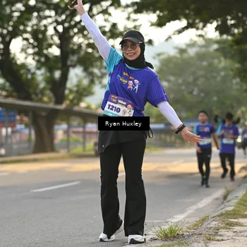 Runner Photo 8239787