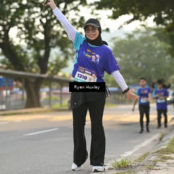 Runner Photo 8239794