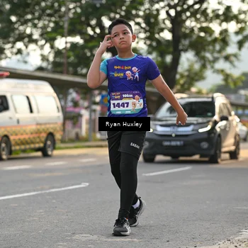 Runner Photo 8239799