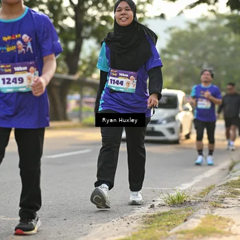 Runner Photo 8239812