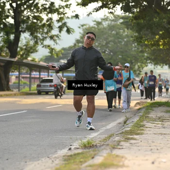 Runner Photo 8239824