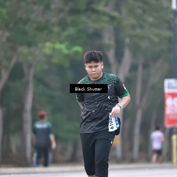 Runner Photo 8239836