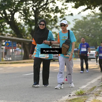 Runner Photo 8239853