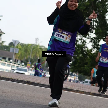 Runner Photo 8239855