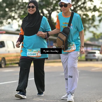 Runner Photo 8239858