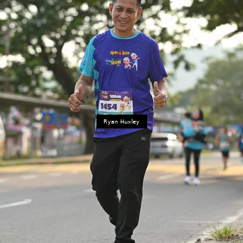 Runner Photo 8239871