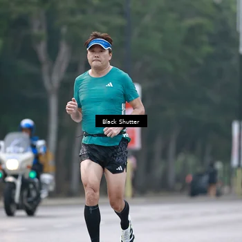Runner Photo 8239882