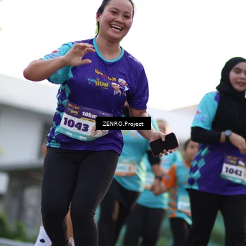 Runner Photo 8239885