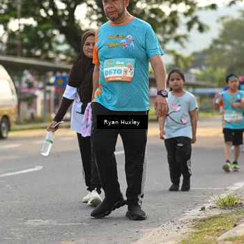 Runner Photo 8239898