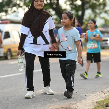 Runner Photo 8239909
