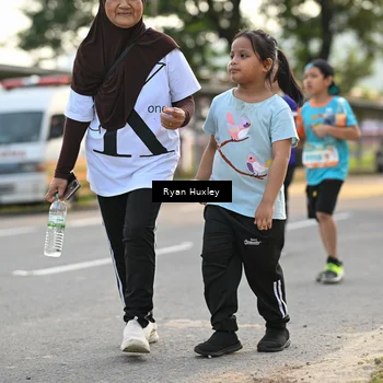 Runner Photo 8239911