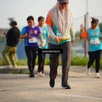 Runner Photo 8239974
