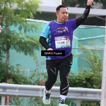 Runner Photo 8239982