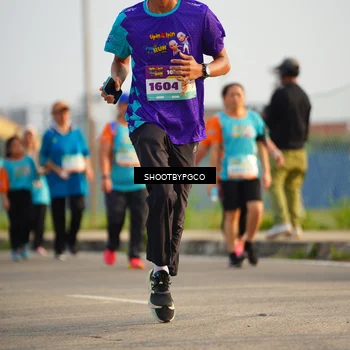 Runner Photo 8239989
