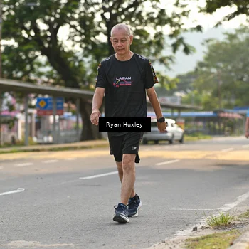 Runner Photo 8240002