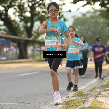 Runner Photo 8240016