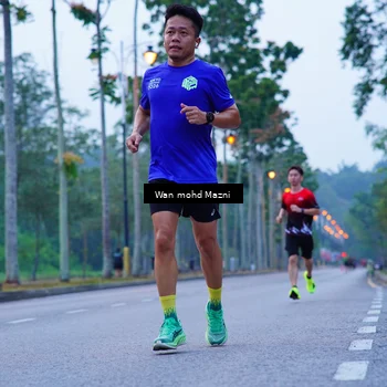 Runner Photo 8240026