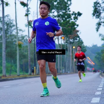 Runner Photo 8240032