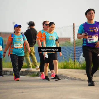 Runner Photo 8240035