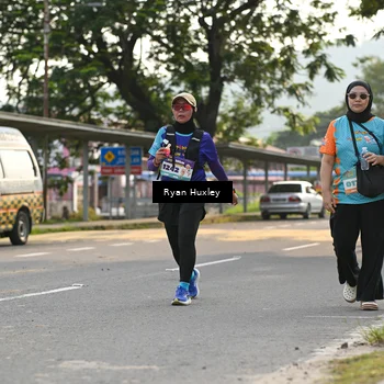 Runner Photo 8240036