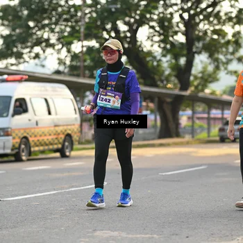 Runner Photo 8240037