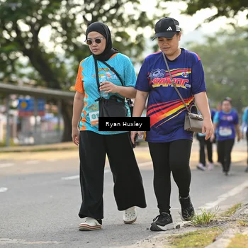 Runner Photo 8240042