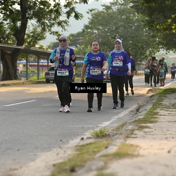 Runner Photo 8240045