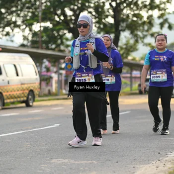 Runner Photo 8240053
