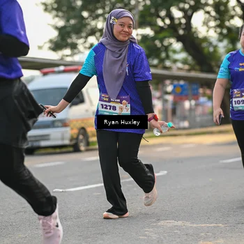 Runner Photo 8240064