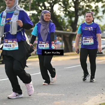 Runner Photo 8240069