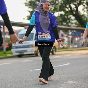Runner Photo 8240074