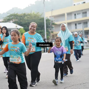 Runner Photo 8240082