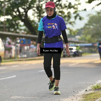 Runner Photo 8240087