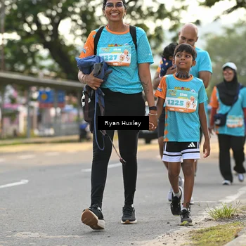 Runner Photo 8240106