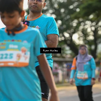 Runner Photo 8240115