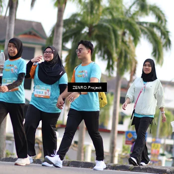 Runner Photo 8240143