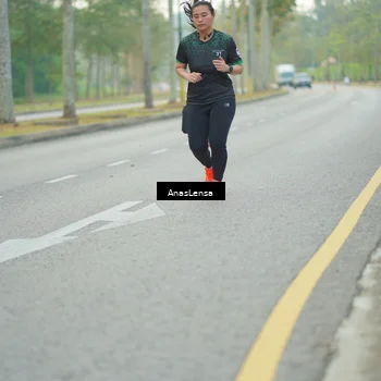 Runner Photo 8240154
