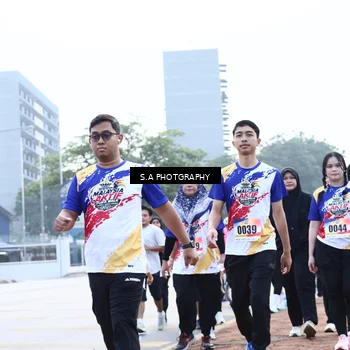 Runner Photo 8240191