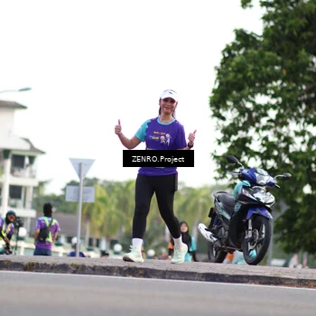 Runner Photo 8240211