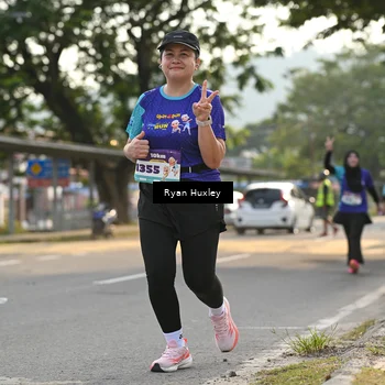 Runner Photo 8240212