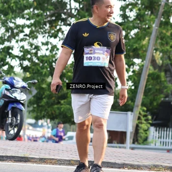 Runner Photo 8240237