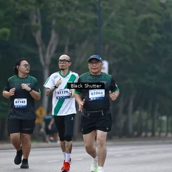 Runner Photo 8240240