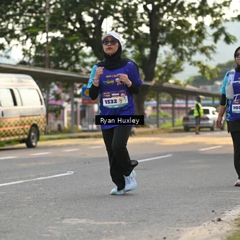 Runner Photo 8240251