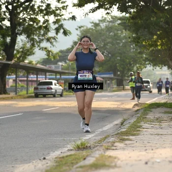 Runner Photo 8240281