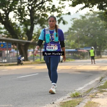 Runner Photo 8240310