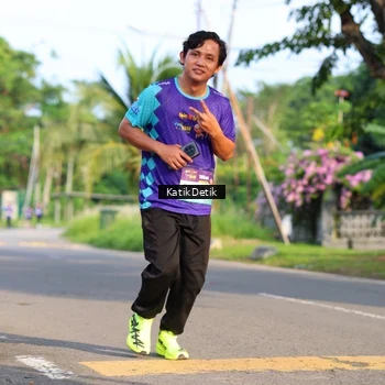 Runner Photo 8240314