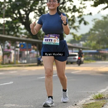 Runner Photo 8240316