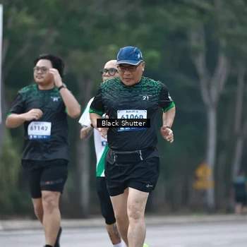 Runner Photo 8240320