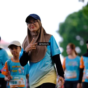 Runner Photo 8240334