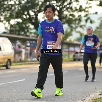 Runner Photo 8240336